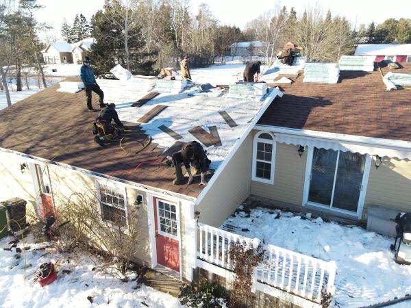 DLF Roofing PEI