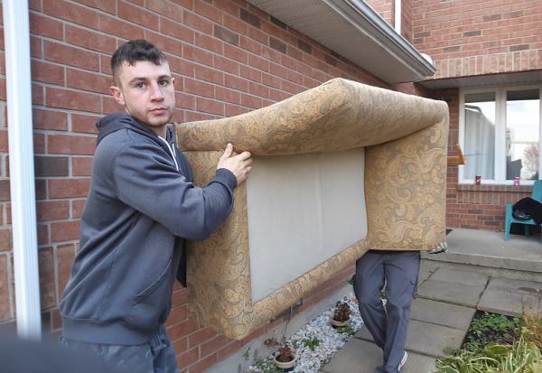 Kingston PRO Movers Inc