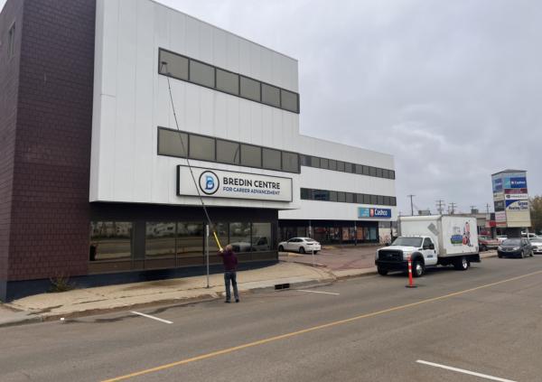 TBC Window Washing