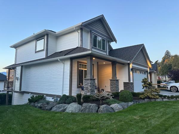 Lucid Pressure Washing