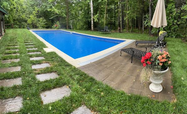 Earthform Landscaping Pool & Spa Scapes