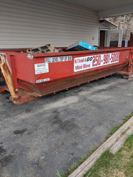 Wj Trash & Go