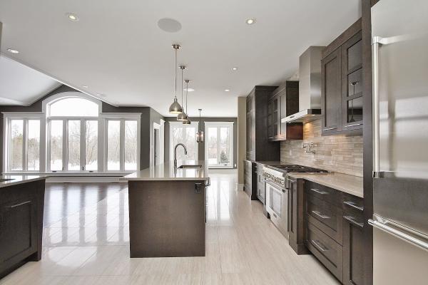 Tomar Custom Homes