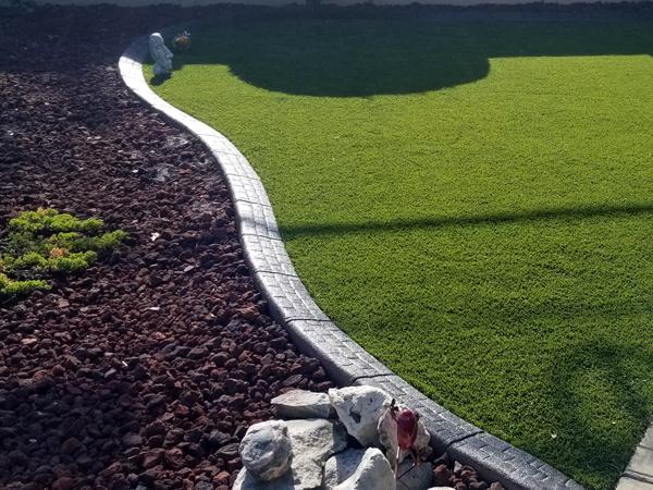 Extreme Curbing & Landscaping