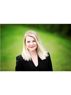 Andrea Ferris OUR Neighbourhood Realty Inc.