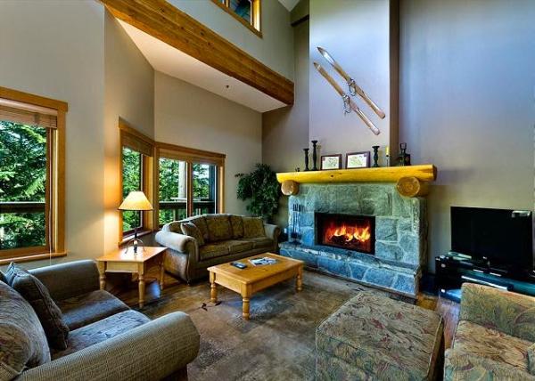 Blackcomb Peaks Accommodations