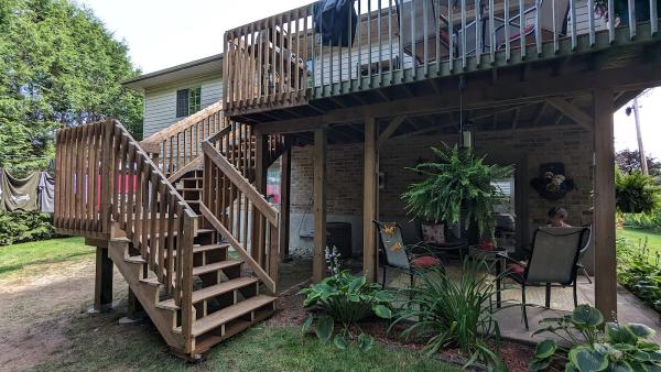 Russell Fencing and Decks