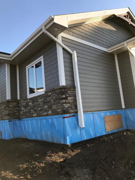 Vic's Eavestroughing-Exteriors