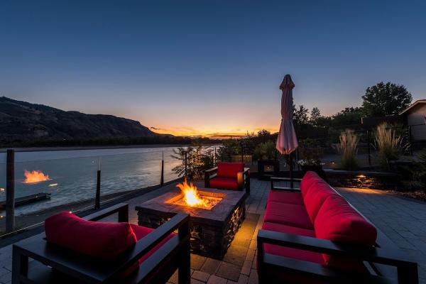 Lyons Landscaping and Garden Centre