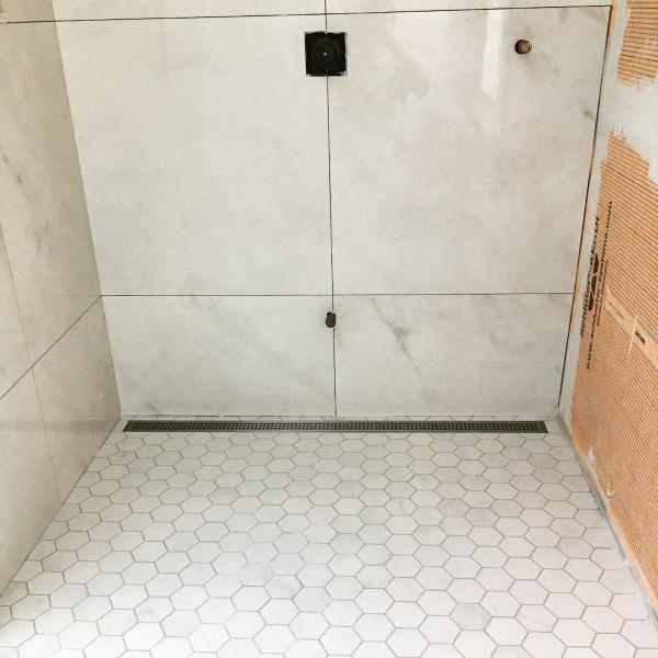 Dana Tile