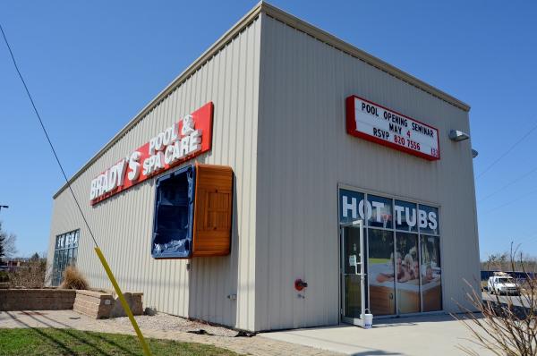 Brady's Pool and Spa Care