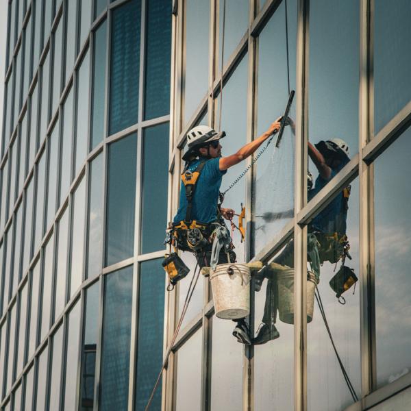 High Rise Window Cleaner