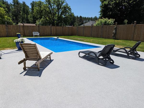 Bliss Pools & Hot Tubs Inc