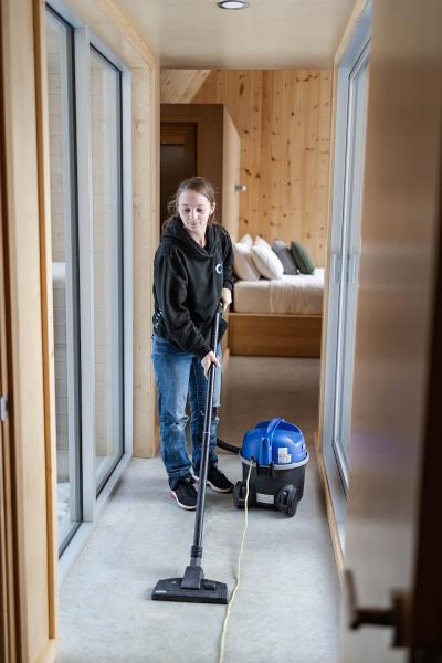 Cnet Service DE Nettoyage INC