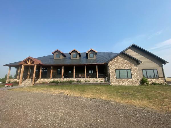 Custom Aluminum Eavestroughing