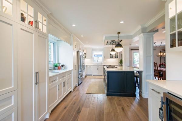 Fine Line Kitchens Inc
