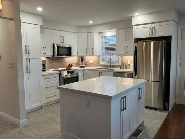 Silhouette Custom Cabinets