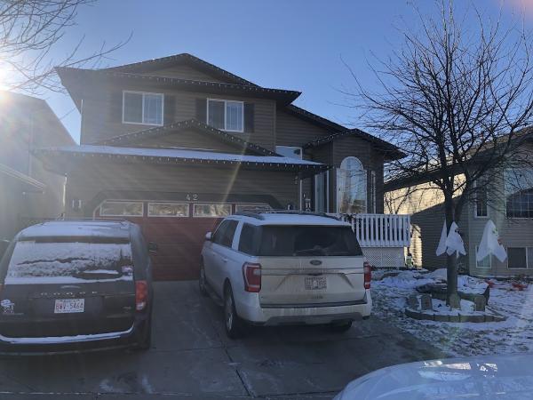 Custom Exteriors Canada