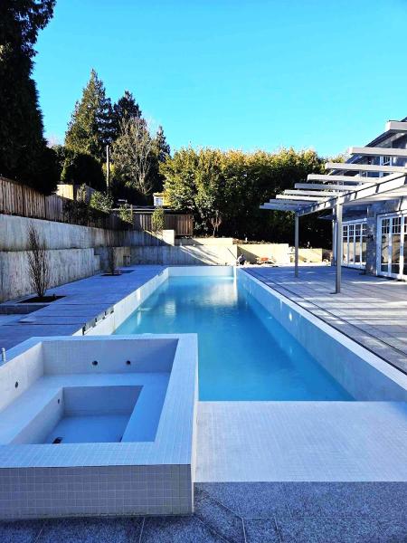 RLL Concrete N Pool Metro Vancouver