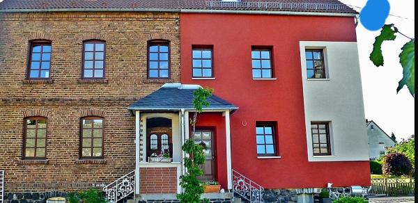 HM Stucco and Wall System