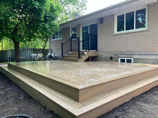 Early Riser Decking and Fencing