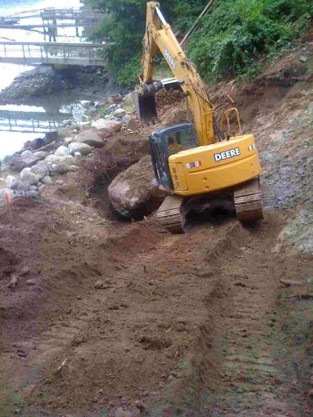 Quennell Contracting & Excavating
