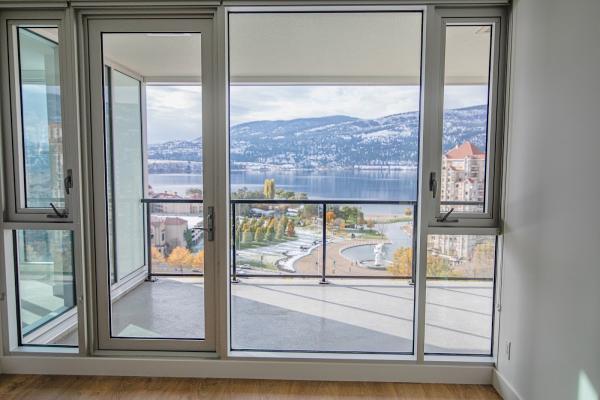 Lakeside Deck and Rail