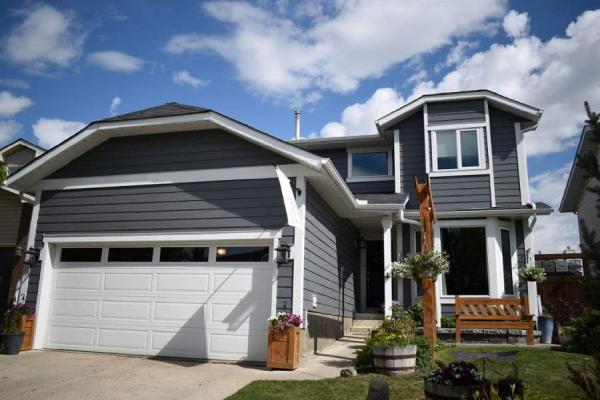 First Class Roofing & Renovations Okotoks