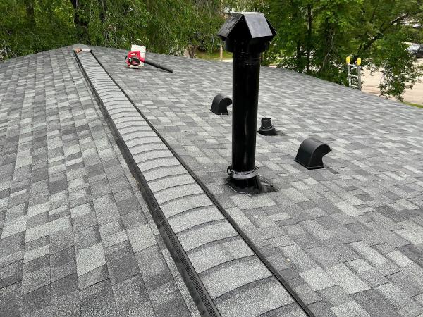 2 the Top Roofing Corp.