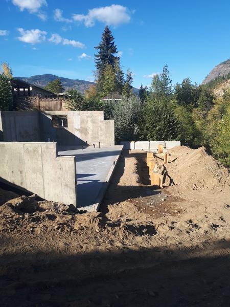 R.j.earthworks Excavating & Contracting