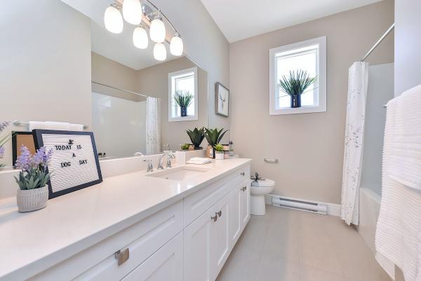 Pacificgold Homes Sales Center