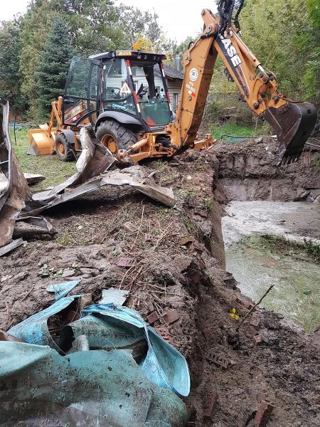 Andy and Frank Excavting