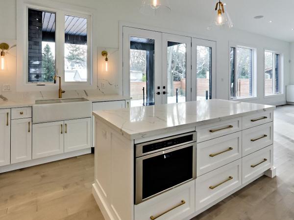 Royal Kitchen Doors & Cabinets