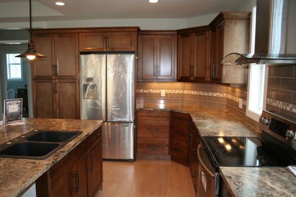 HB Custom Kitchens & Countertops