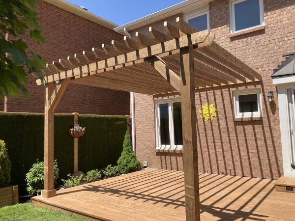 Distinctive Designs Landscaping