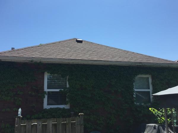 Andre's Roofing
