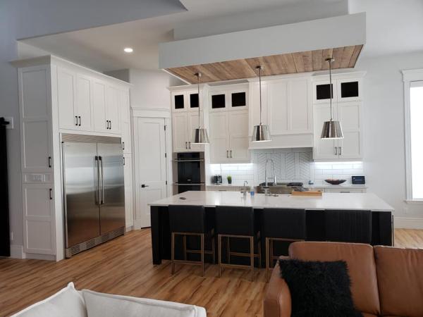 Creekside Cabinets Inc