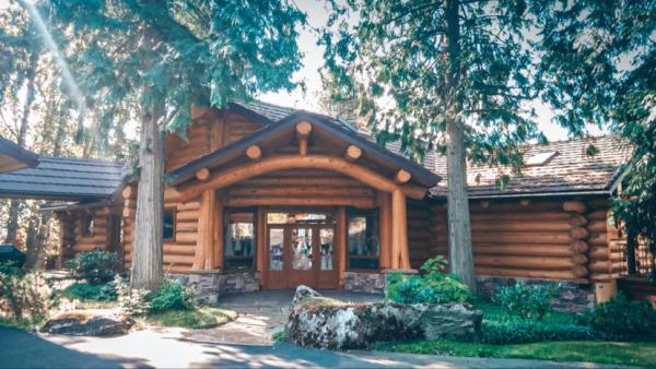 Above Board Log and Wood Home Restoration