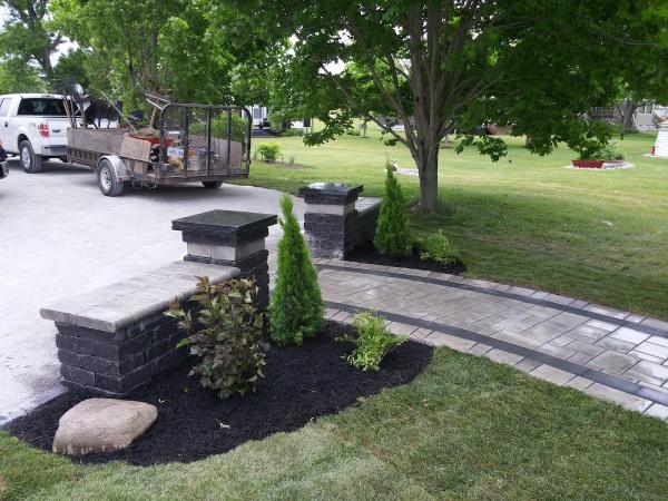 Complete Landscaping and Lawn Care