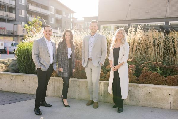 The Valley Life Real Estate Group