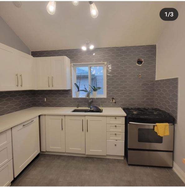 Newstruct Tile & Floor