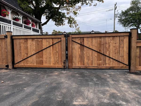 Hamilton Fence Company Ltd.