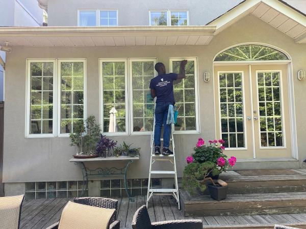 Tropicaltide Window & Eaves Cleaning
