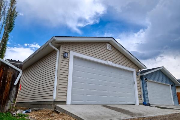 N.P. Artisan Garages