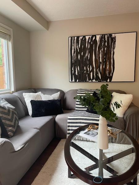 Living Lovely Home Staging & Redesign