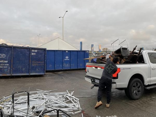 Lloyd Lightning Movers Ltd