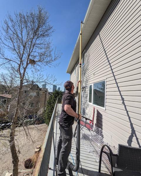 Winducks Gutter & Window Cleaning Calgary
