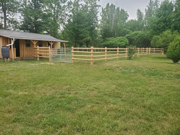 Cedar Hill Farm Fence