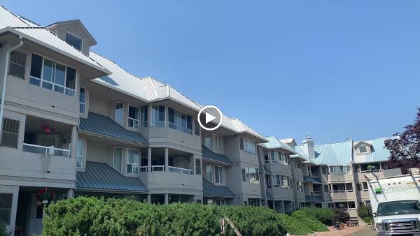 Surroundz Seamless Eavestroughs Inc.