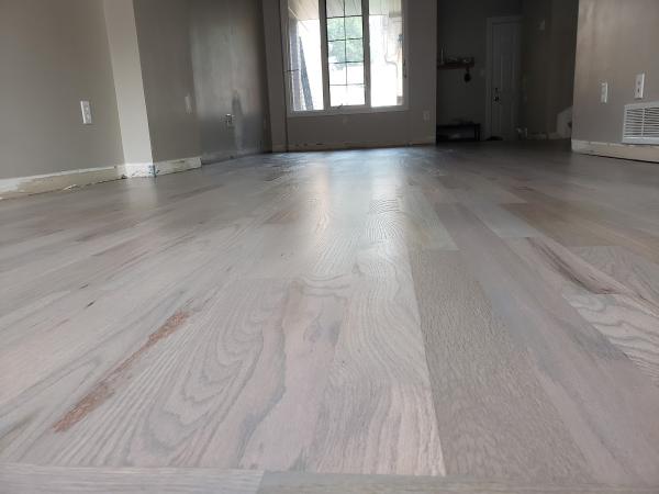 Husaria Hardwood Floor Refinishing